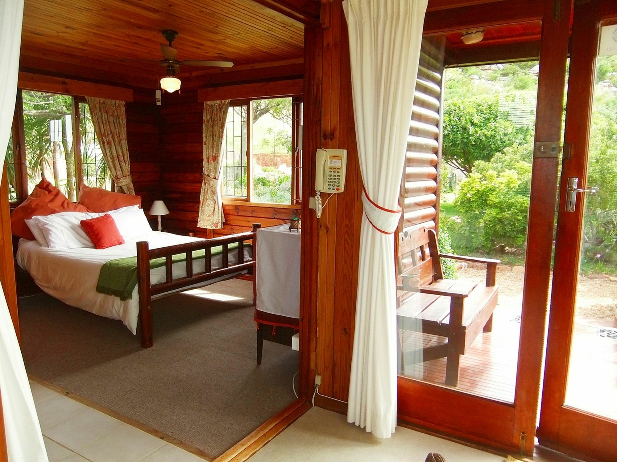 Makapa Lodge Cape Town Exterior photo